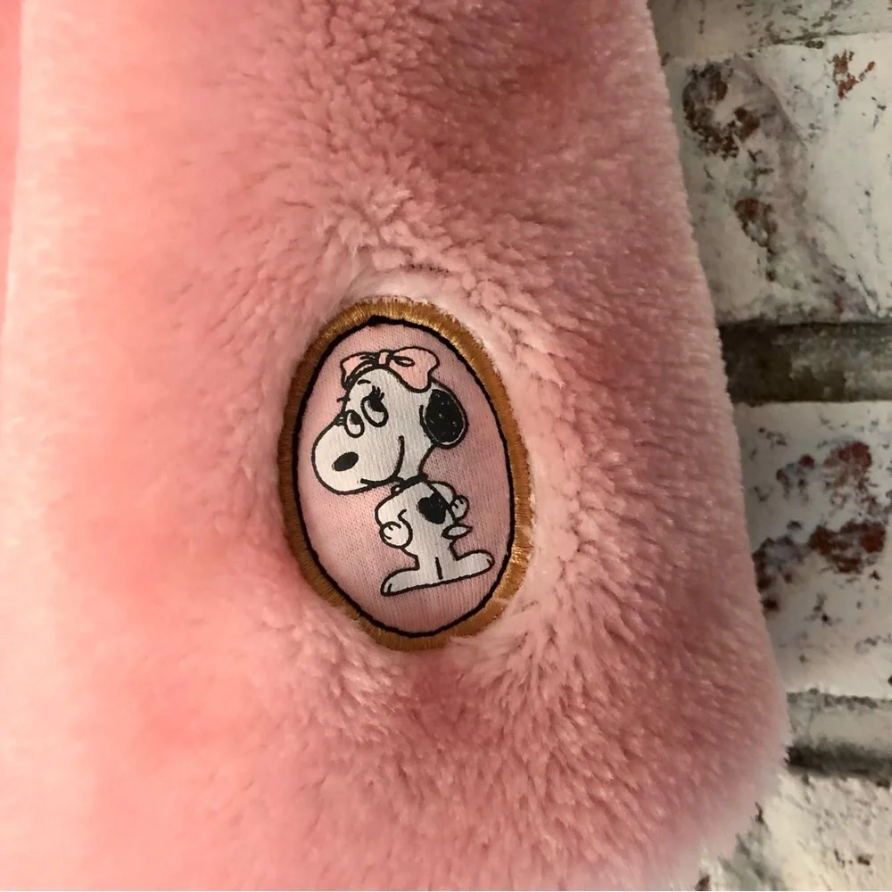 NWOT Pink Faux Fur Vest Peanuts - Picture 5 of 6